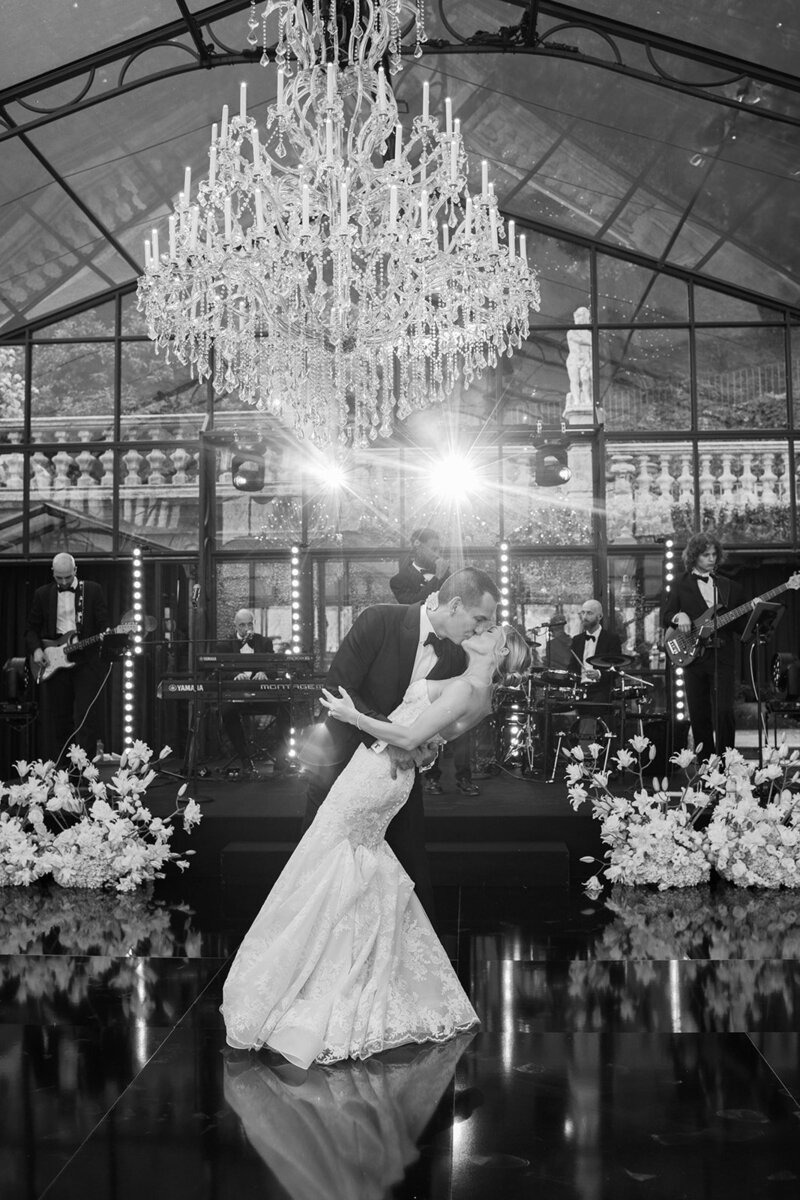 the bride and groom getting married in italy